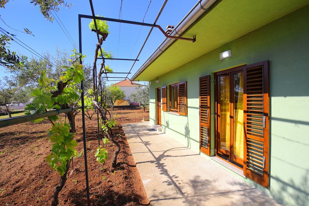 Holiday Home Zemljak Sukošan 外观 照片
